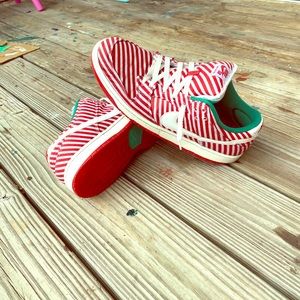 Nike dunks sb dunk low price